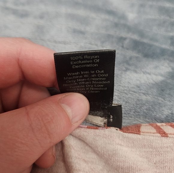 Ann Taylor tropical print tank top! - Picture 3 of 5